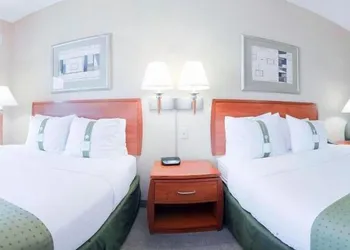 Holiday Inn & Suites Goodyear - West Phoenix Area by IHG hotel thumbnail 8