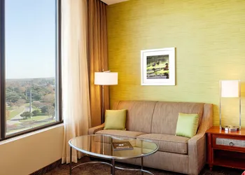 Holiday Inn Austin -Town Lake by IHG hotel thumbnail 4