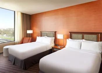 Holiday Inn Austin -Town Lake by IHG hotel thumbnail 6