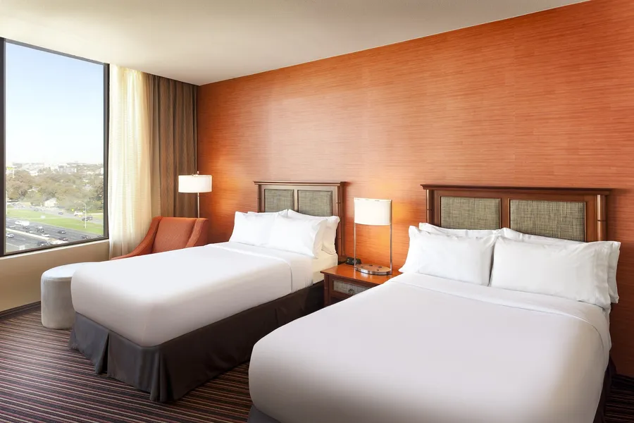 Holiday Inn Austin -Town Lake by IHG hotel detail image 6