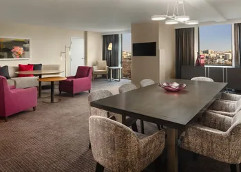 Crowne Plaza Dallas Market Ctr - Love Field by IHG hotel thumbnail 4