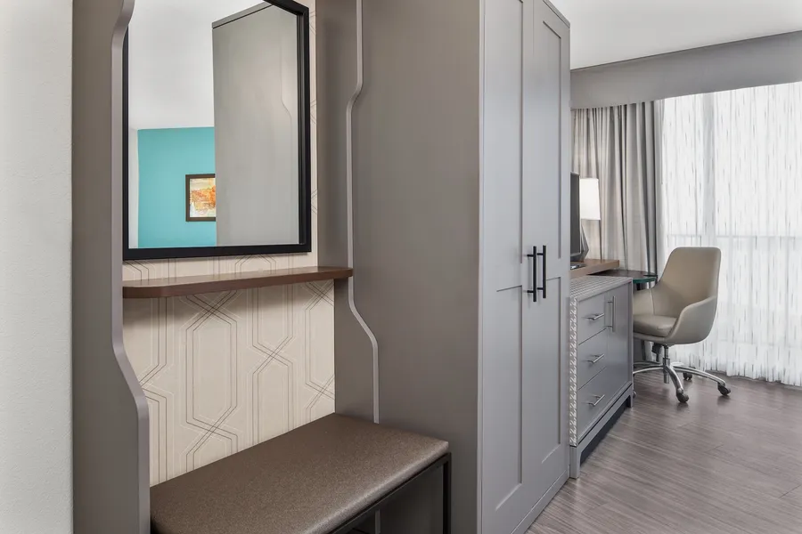 Holiday Inn Charleston Riverview by IHG hotel detail image 2