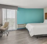 Holiday Inn Charleston Riverview by IHG hotel detail image 4