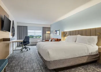 Crowne Plaza Ft. Myers Gulf Coast by IHG hotel thumbnail 6
