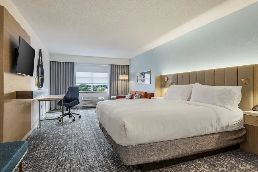 Crowne Plaza Ft. Myers Gulf Coast by IHG hotel detail image 6