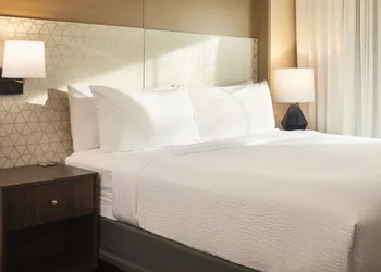 Holiday Inn Hotel & Suites Maple Grove Nw Mpls-Arbor Lks by IHG hotel thumbnail 8