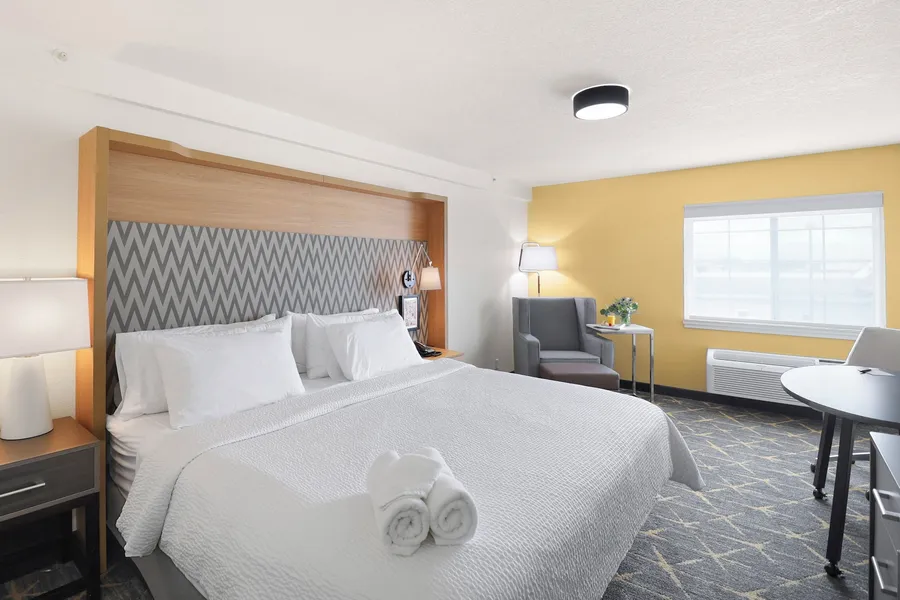 Holiday Inn Redding by IHG hotel detail image 2