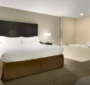 Holiday Inn & Suites Duluth Downtown by IHG hotel detail image 5