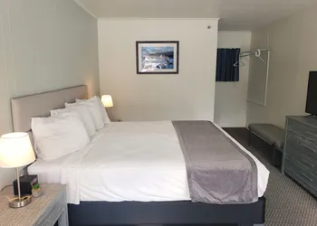 Anchorage Motel hotel thumbnail 7