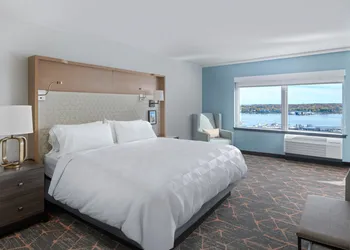 Holiday Inn Portland-By the Bay by IHG hotel thumbnail 5