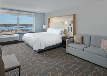 Holiday Inn Portland-By the Bay by IHG hotel thumbnail 7