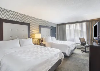 Holiday Inn & Suites Parsippany Fairfield by IHG hotel thumbnail 6