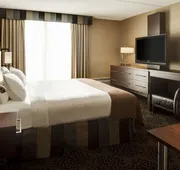 Holiday Inn Hotel & Suites Des Moines - Northwest by IHG hotel detail image 4