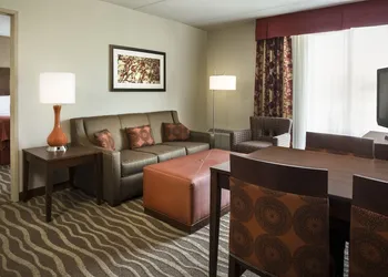 Holiday Inn Hotel & Suites Des Moines - Northwest by IHG hotel thumbnail 5