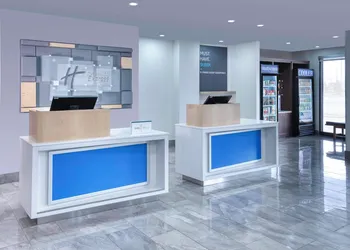 Holiday Inn Express & Suites Mississauga-Toronto Southwest by IHG hotel thumbnail 3