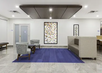 Holiday Inn Express & Suites Mississauga-Toronto Southwest by IHG hotel thumbnail 4