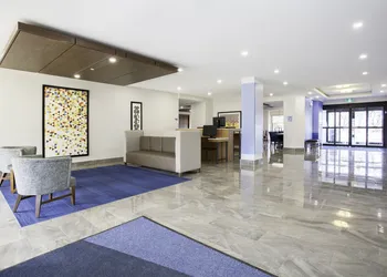 Holiday Inn Express & Suites Mississauga-Toronto Southwest by IHG hotel thumbnail 5