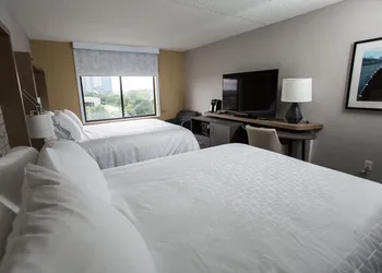 Holiday Inn Grand Rapids Downtown by IHG hotel thumbnail 6