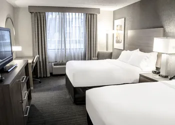 Holiday Inn Fargo by IHG hotel thumbnail 5