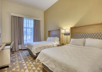 Holiday Inn Hotel & Suites Madison West - Middleton by IHG hotel thumbnail 8