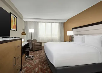 DoubleTree by Hilton Greensboro Airport hotel thumbnail 7