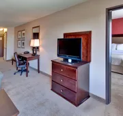 Holiday Inn & Suites Bakersfield by IHG hotel detail image 7