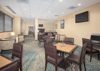 Wyndham Grand Executive Center Little Rock Airport hotel thumbnail 4