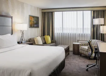 Holiday Inn Winnipeg South by IHG hotel thumbnail 7