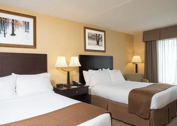 Holiday Inn Cleveland-S Independence by IHG hotel thumbnail 6
