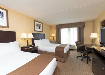 Holiday Inn Cleveland-S Independence by IHG hotel thumbnail 7