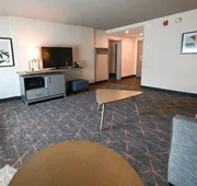 Holiday Inn Cleveland-Mayfield by IHG hotel detail image 4