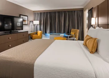 Cottonwood Airport & Expo Hotel Louisville hotel thumbnail 8
