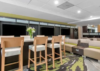 Holiday Inn Melbourne-Viera Conference Ctr by IHG hotel thumbnail 4