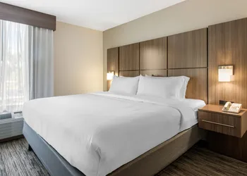 Holiday Inn Melbourne-Viera Conference Ctr by IHG hotel thumbnail 6