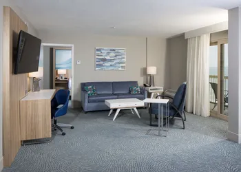 Crowne Plaza Melbourne - Oceanfront by IHG hotel thumbnail 5