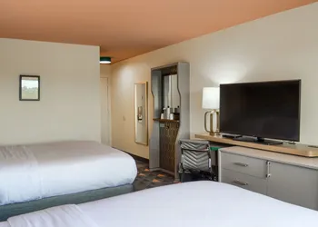 Holiday Inn Mobile West I-10 by IHG hotel thumbnail 3