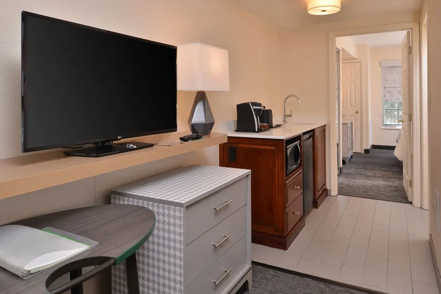 Holiday Inn Hotel & Suites Raleigh / Cary by IHG hotel detail image 2