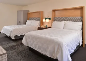 Holiday Inn Hotel & Suites Raleigh / Cary by IHG hotel thumbnail 4