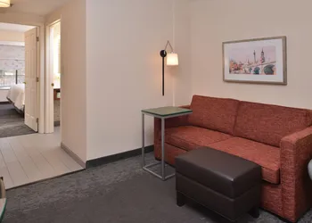 Holiday Inn Hotel & Suites Raleigh / Cary by IHG hotel thumbnail 7