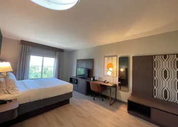 Holiday Inn Oklahoma City Airport by IHG hotel thumbnail 8