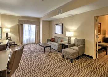 Holiday Inn Oklahoma City North Quail Spgs by IHG hotel thumbnail 7