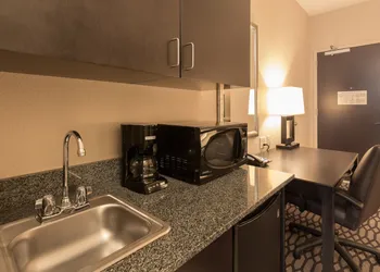 Holiday Inn Oklahoma City North Quail Spgs by IHG hotel thumbnail 8