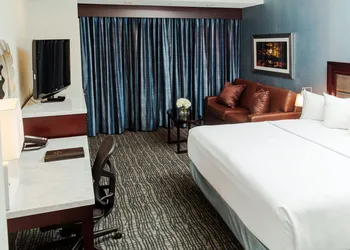 Crowne Plaza Springfield by IHG hotel thumbnail 6