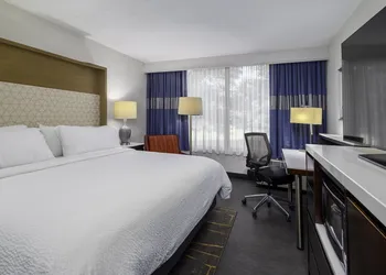 Holiday Inn Weirton - Steubenville Area by IHG hotel thumbnail 4