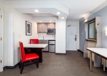 Holiday Inn Weirton - Steubenville Area by IHG hotel thumbnail 8