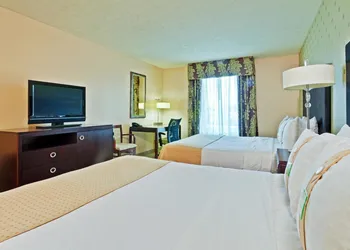 Holiday Inn Bloomington-University Area by IHG hotel thumbnail 8