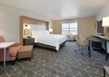 Holiday Inn Yuma by IHG hotel thumbnail 8