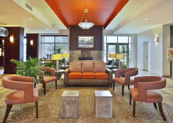 Holiday Inn & Suites Green Bay Stadium by IHG hotel thumbnail 5