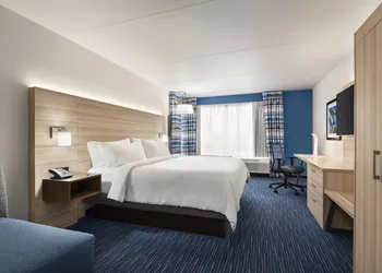 Holiday Inn Express Dumfries by IHG hotel thumbnail 2