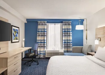 Holiday Inn Express Dumfries by IHG hotel thumbnail 3